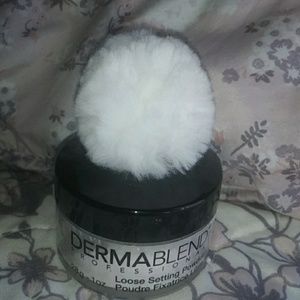 DERMABLEND loose setting powder